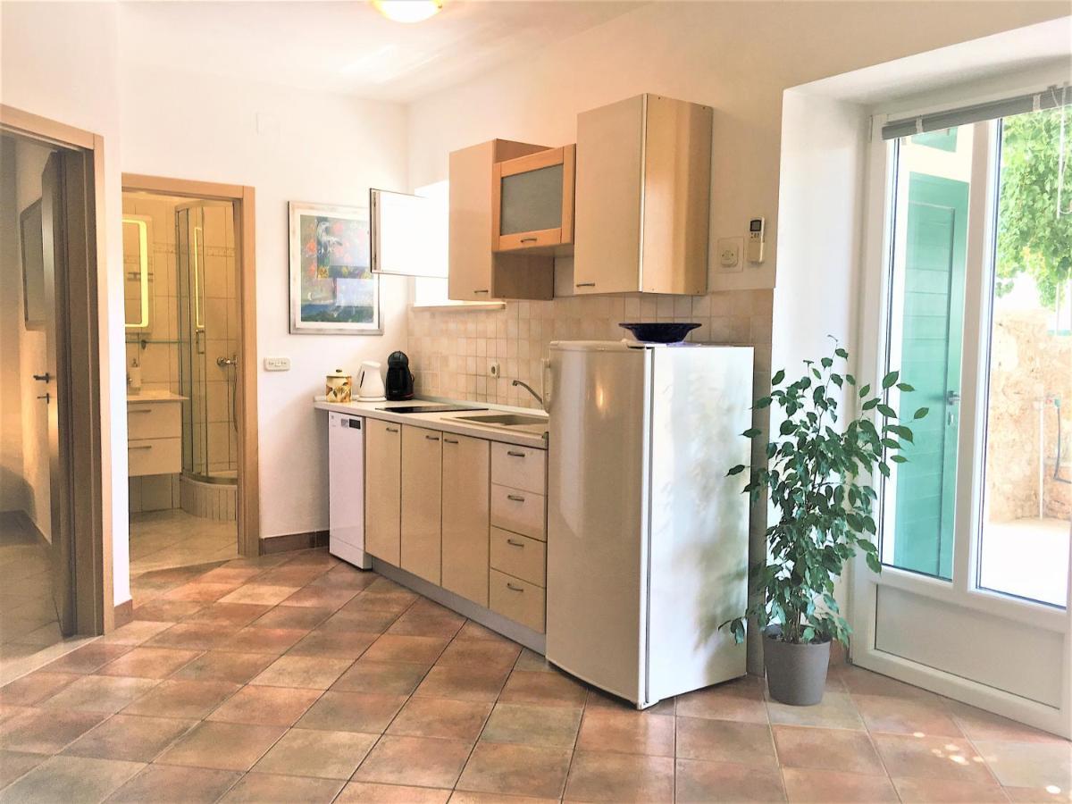 Apartments Obala بول المظهر الخارجي الصورة