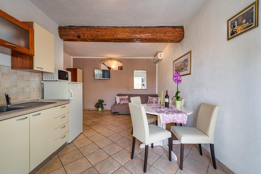 Apartments Obala بول المظهر الخارجي الصورة